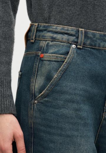 Свободные джинсы