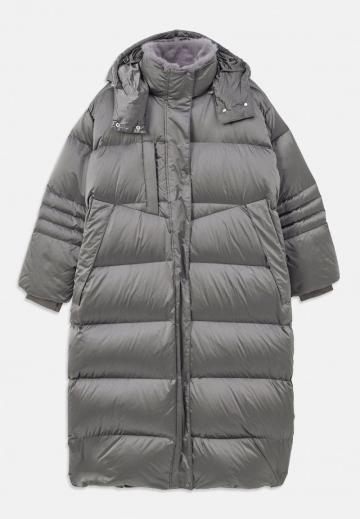 Пуховое пальто