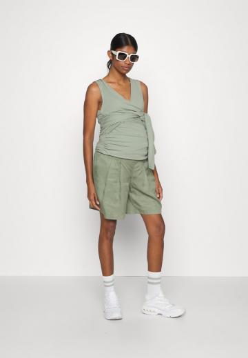 Майка-борцовка