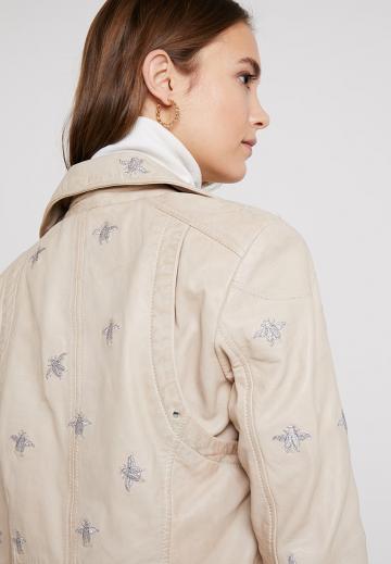 Байкерская куртка