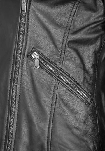 Байкерская куртка