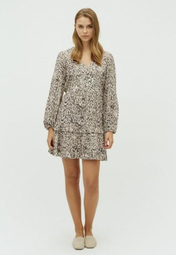 Короткое платье