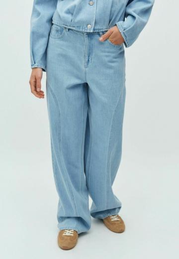 Свободные джинсы