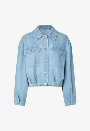 Джинсовая куртка