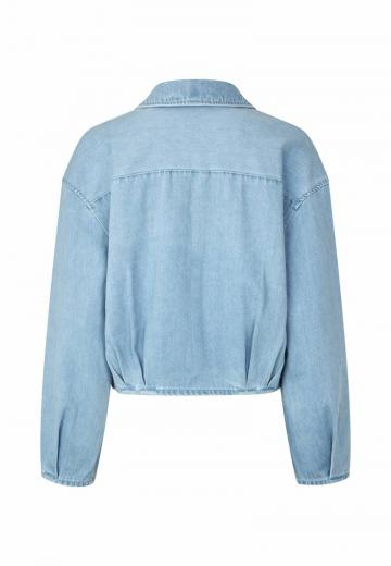 Джинсовая куртка