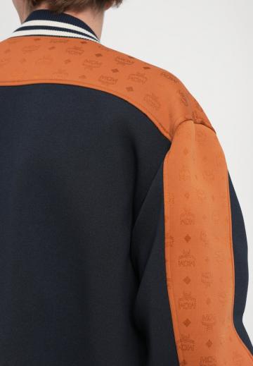 Куртка бомбер