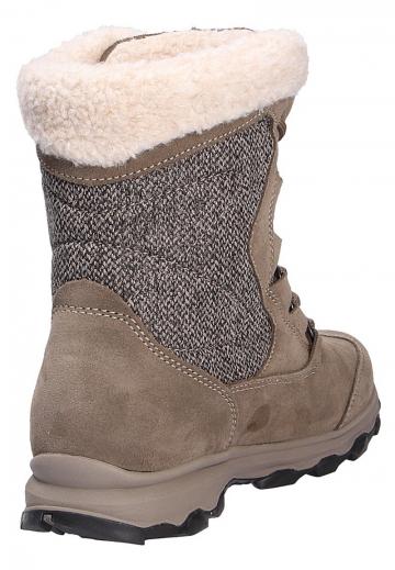 Спортивные сапоги