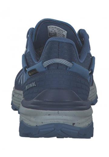 Походные ботинки