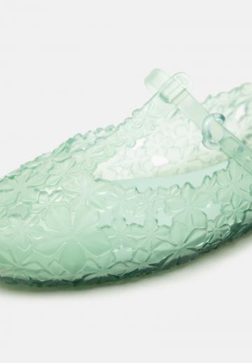 Спортивные балетки