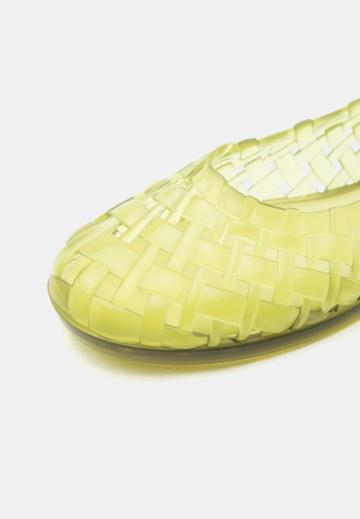 Спортивные балетки