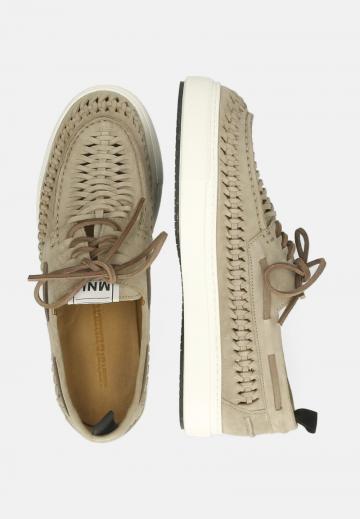 Ботинки на шнуровке