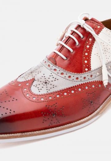 Ботинки на шнуровке