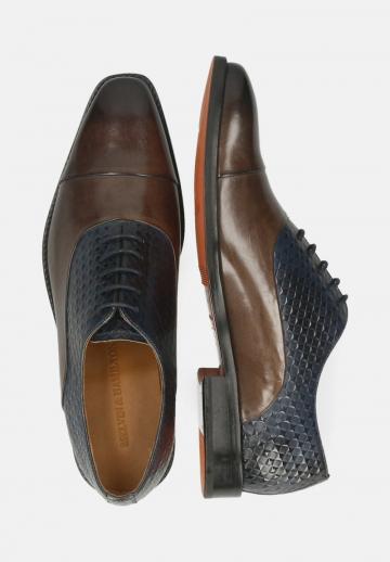 Ботинки на шнуровке