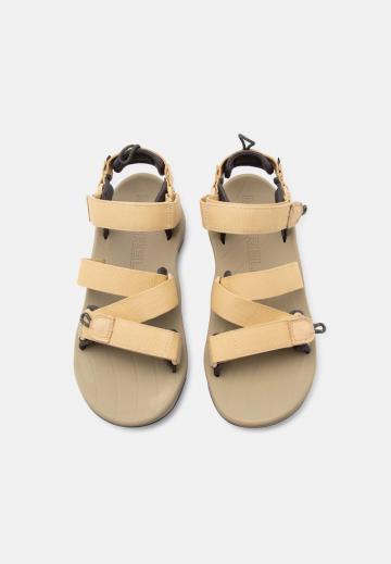 Спортивные сандалии