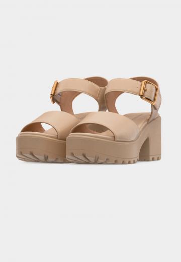 Босоножки на платформе