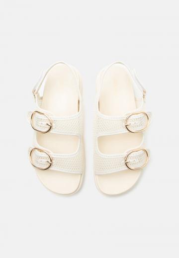 Босоножки на платформе