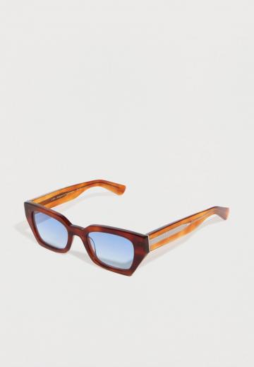 Солнечные очки