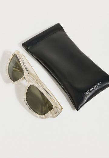 Солнечные очки