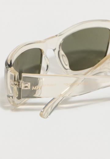 Солнечные очки