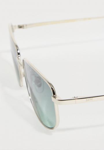 Солнечные очки