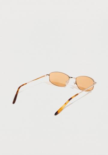 Солнечные очки