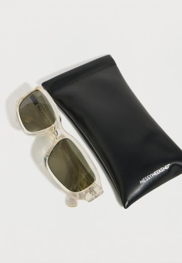 Солнечные очки