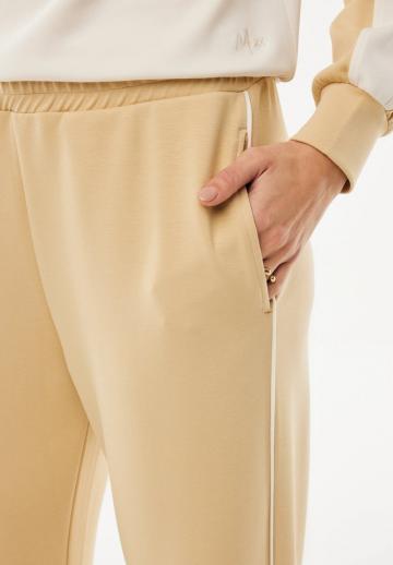 Спортивные штаны