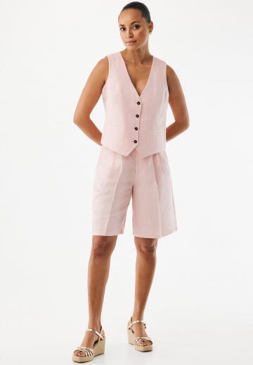 Джинсовая жилетка