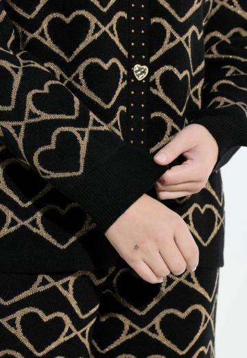 Жаккардовая вязаная кофта