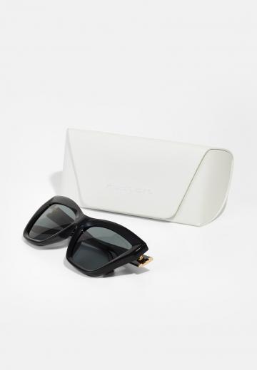 Солнечные очки