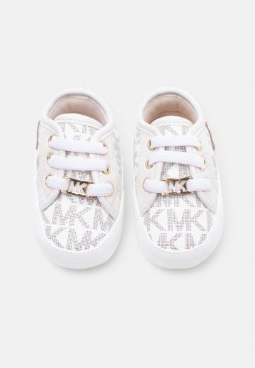 Детская обувь