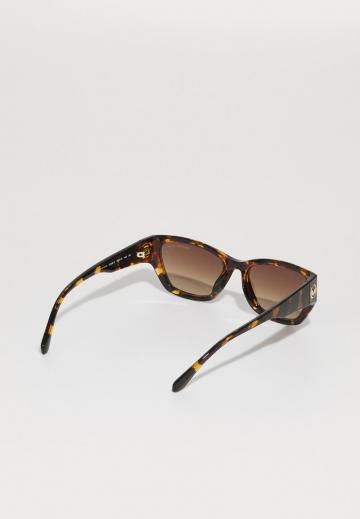 Солнечные очки