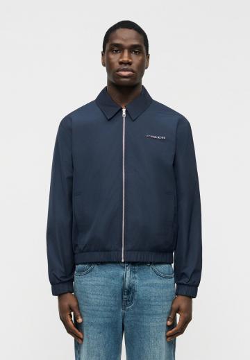 Куртка бомбер