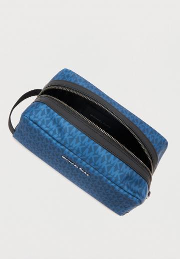 Косметичка