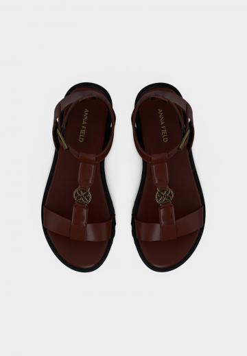 Римские сандалии