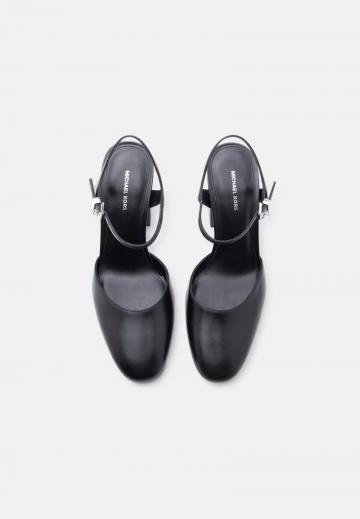 Туфли на высоком каблуке