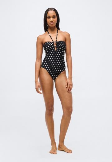 Слитный купальник