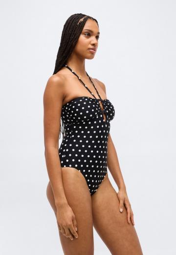 Слитный купальник