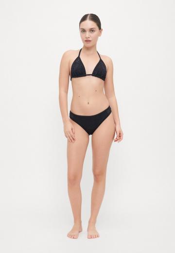 Треугольное бикини