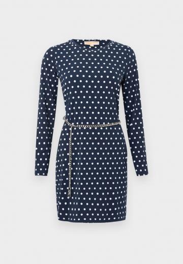 Короткое платье