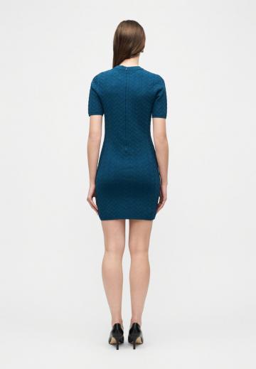 Короткое платье