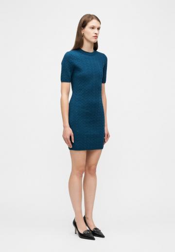 Короткое платье