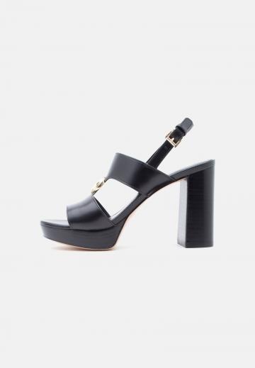 Босоножки на платформе