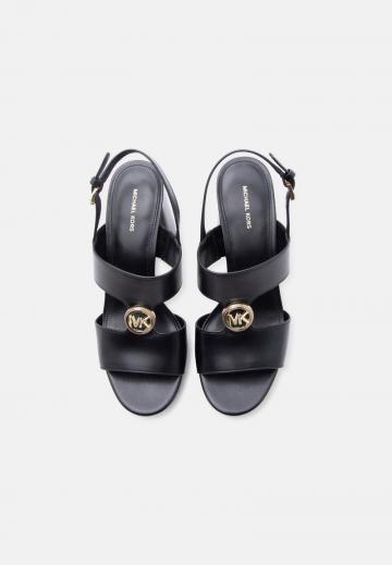 Босоножки на платформе