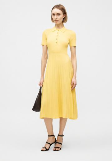 Вязаное платье