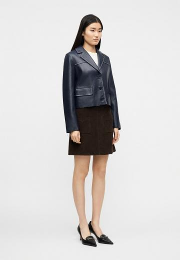 Короткий блейзер