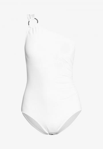 Слитный купальник