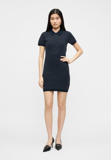 Короткое платье