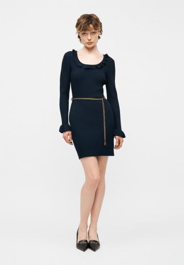 Вязаное платье