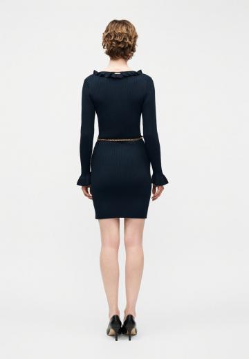 Вязаное платье